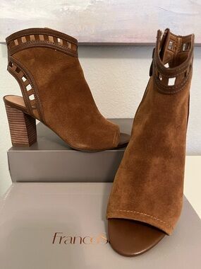 Franco Sarto Cognac Brown Suede Greenwich Peep Toe Cutout Ankle Booties 7.5